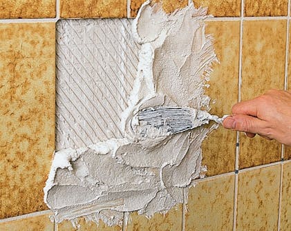 Laatoitus vanhan laatan päälle Laatoitus vanhan laatan päälle